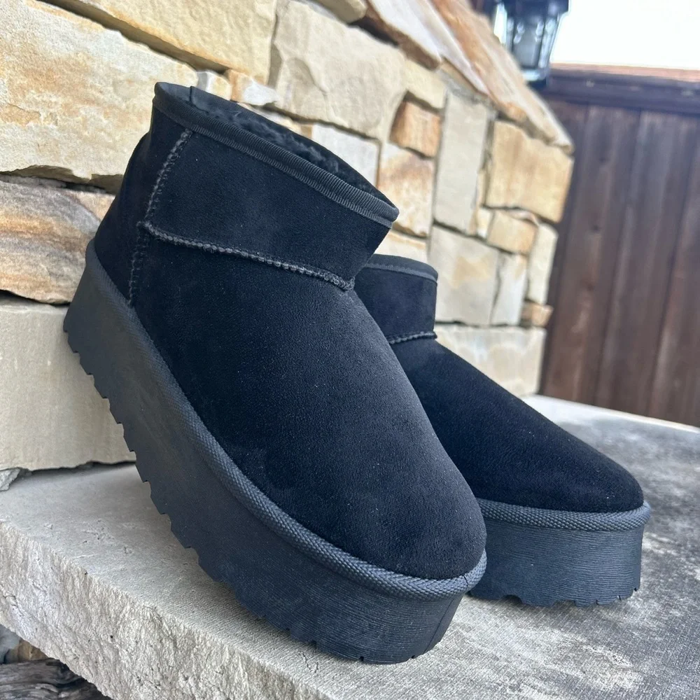 Mudd stylish black